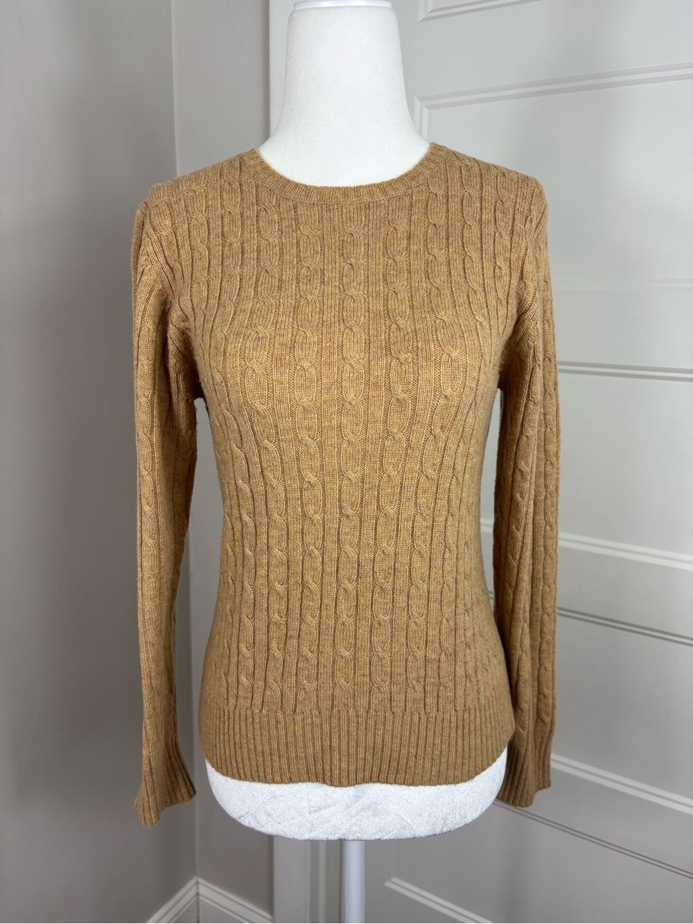 LLBean Vintage Cable Knit Lambswool Crewneck Sweater Size XS